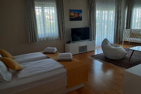 Кампельский дом: 19