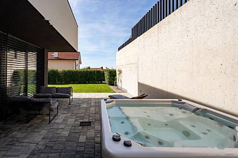 Дом в Сежане: 11