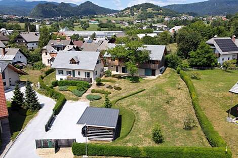 Дом, с которого открывается вид на Бледский замок: 2