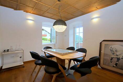 Дом, с которого открывается вид на Бледский замок: 10