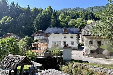 Кропский дом: 4