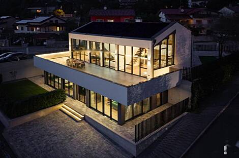 Дом Сежана в два этажа: 1