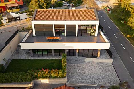 Дом Сежана в два этажа: 3