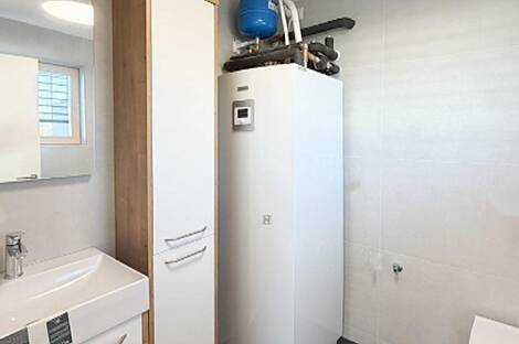 Квартира с четырьмя комнатами: 12