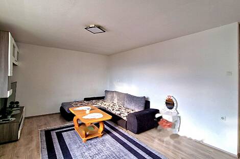 Трёхкомнатная квартира в Новом Любляне, район Моште: 2