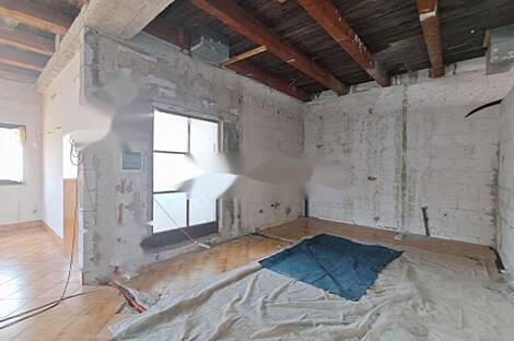 Квартира с четырьмя комнатами: 5