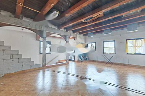 Квартира с четырьмя комнатами: 6