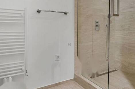 4-комнатная квартира в центре: 14