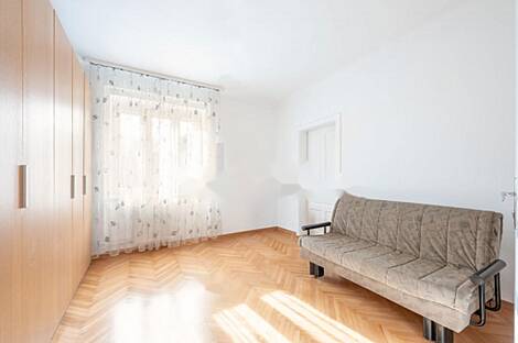 Квартира с тремя комнатами в Шишке: 4