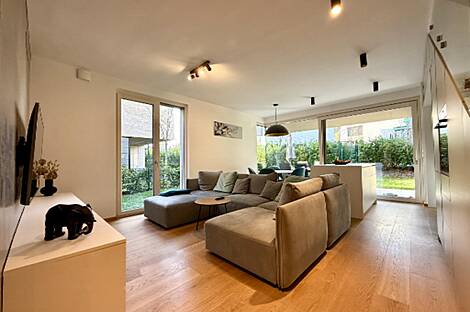 Квартира с четырьмя комнатами в Такене: 4