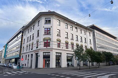 Двухкомнатная квартира в центре: 1