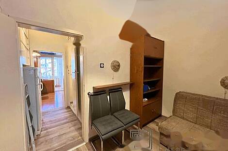 Двухкомнатная квартира в центре: 14