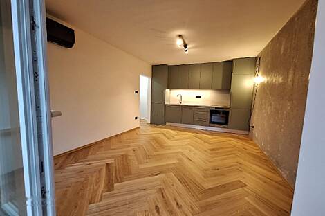 Двухкомнатная квартира в Новые Ярше: 4