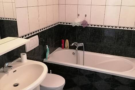 Новая квартира с четырьмя комнатами в Долгом Мосту: 9