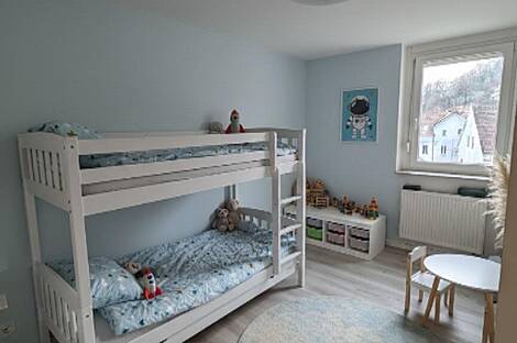 Дом Шишка с тремя комнатами: 12