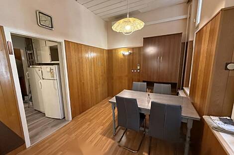 Центральная двухкомнатная квартира: 4