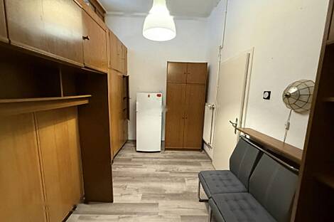 Центральная двухкомнатная квартира: 7