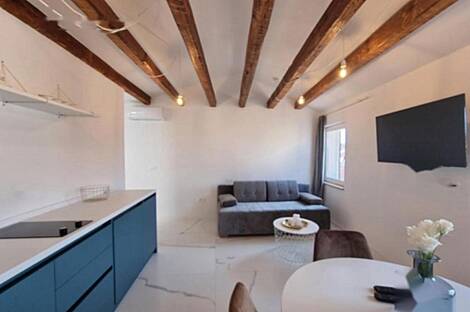 Квартира с пятью комнатами в Пиране: 2