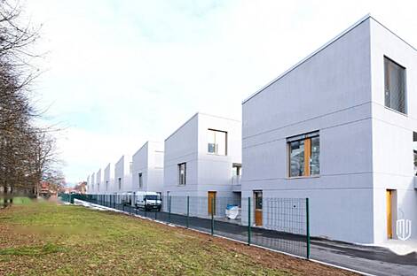 Дом с террасой в районе Новый Шентвид: 1