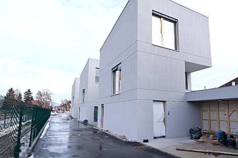 Дом с террасой в районе Новый Шентвид: 2