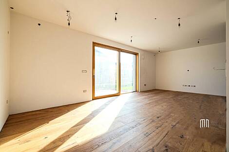 Дом с террасой в районе Новый Шентвид: 5