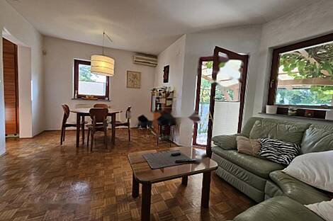 Особняк с верандой Ново Згорье Кашель: 7