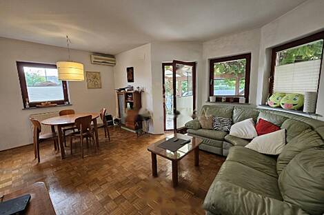 Особняк с верандой Ново Згорье Кашель: 12