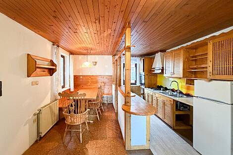 Явор Дом Любляна Добрунье: 13