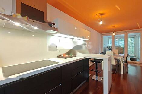 Бижовик Дом: 3