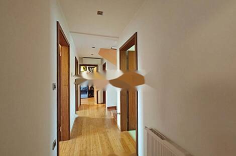 Бижовик Дом: 19