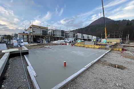 Дом с террасой в районе Ново Шмартно под Шмарно Горо в Любляне.: 19