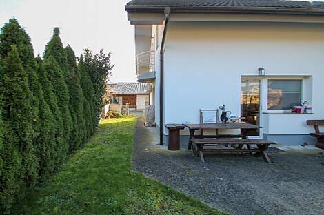 Здание в Любляне, район Мосте: 22