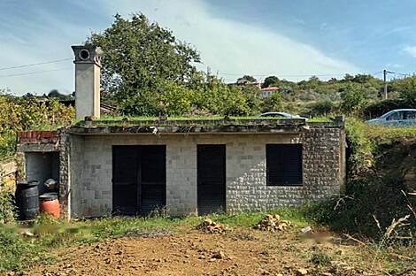 Дом, хозяйство Сеча, с видом на Сечовельский залив.: 3