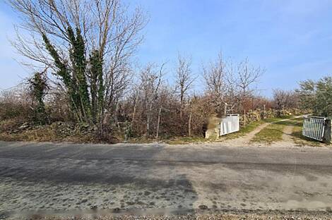 Дом, сельское хозяйство Тиньян, Урбанцы.: 2