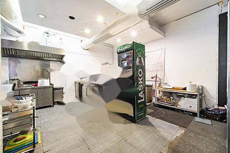 Центральное коммерческое помещение: 6