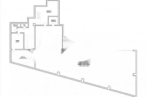 Коммерческая площадь Поляне: 17