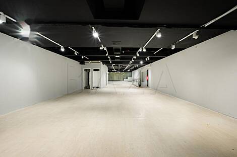 Центр коммерческого помещения: 9