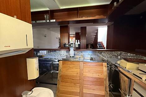 Дом Брежье с коммерческими площадями: 18