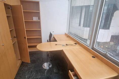 Рабочий офис в центральной части города: 2