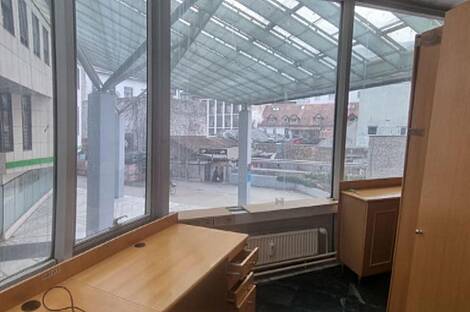 Рабочий офис в центральной части города: 3