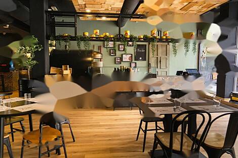 Коммерческая площадь в центральной части города: 3