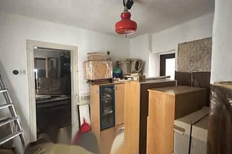 Дом, расположенный в Идрии: 8