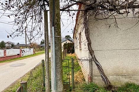 Дом, Петишовци: 11