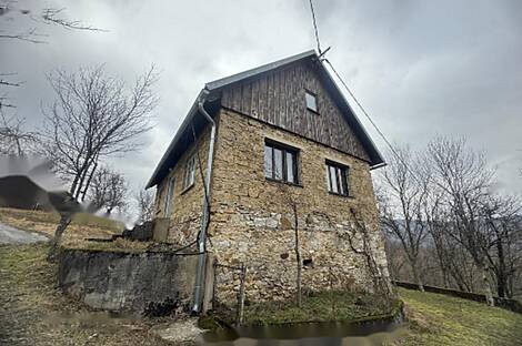 Дом, находящийся в Врх при Фари: 10