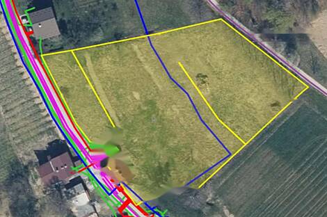Здание Дестриник в районе Птуй.: 5