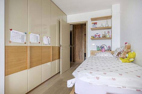 Четырёхкомнатная квартира в Новом БРДО: 14