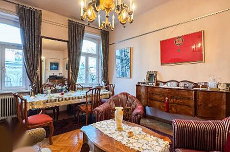 Квартира с тремя комнатами в центральной части города: 9