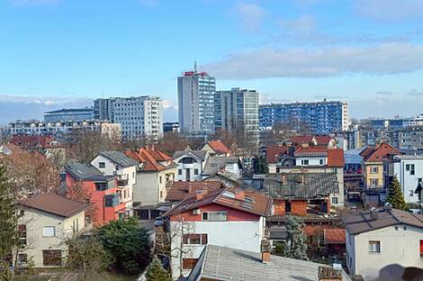 Жилье на улице Пармовая: 12