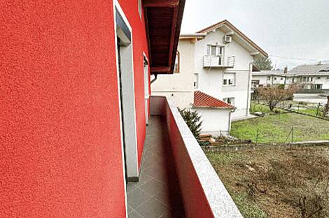 Квартира из трех комнат расположена на Виче: 9