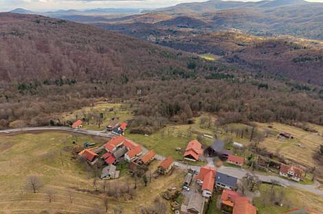 Дом в местности Дальне Жниве: 13